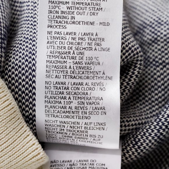 Gucci Cream Monogram GG Knit V-Neck Sweater - Picture 10 of 15